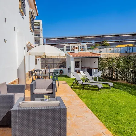 בית הארחה Cubo's William's Sunny 5 *